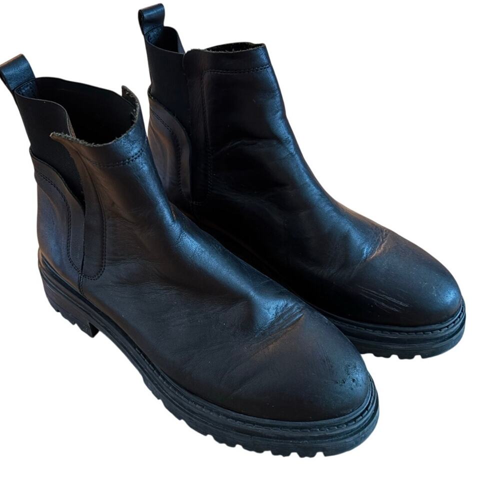 Steve Madden Moira Black Leather Chelsea Boots, Womens Size 9
